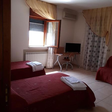 B&B Porta Del Gargano San Marco in Lamis Buitenkant foto