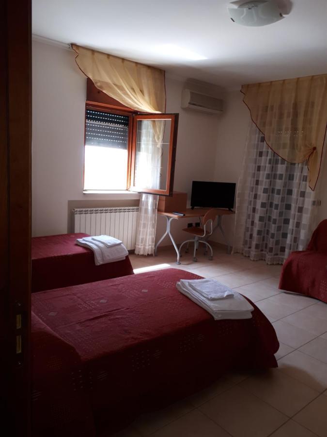 B&B Porta Del Gargano San Marco in Lamis Buitenkant foto
